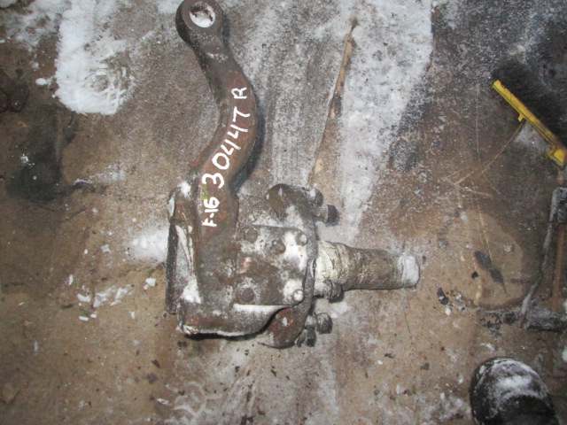 Кулак поворотный правый цапфа Volvo F16 TD163 1607403 1607404 3988997 3090266